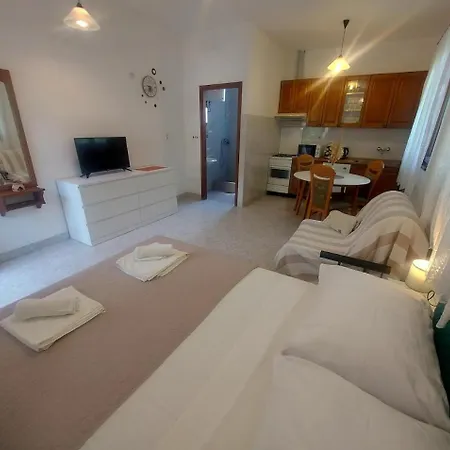 Klara Apartment